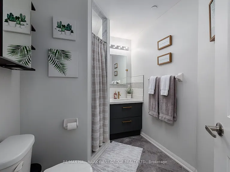 84 Aspen Springs Dr #201 — Photo 27