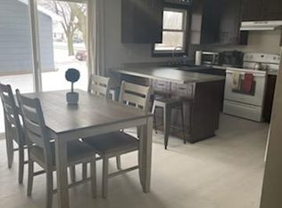 2912 Gilbert Dr, Green Bay, WI 54311