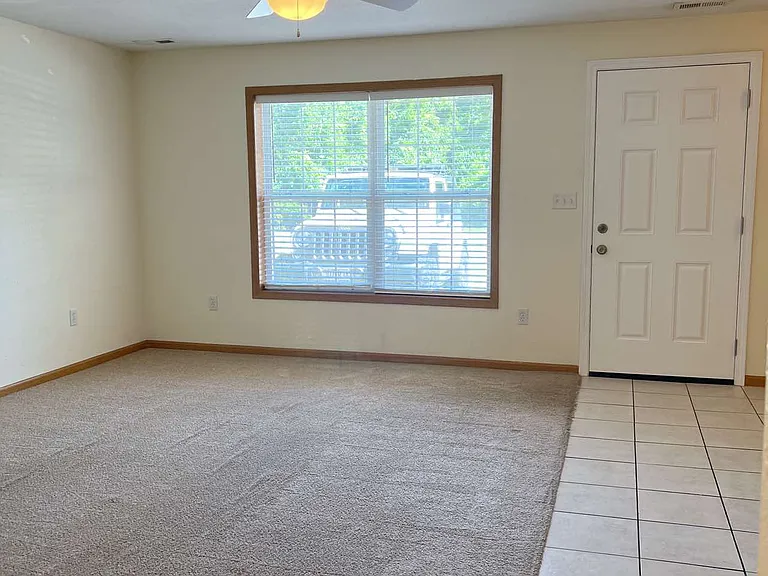 410 Ming St #B — Photo 2