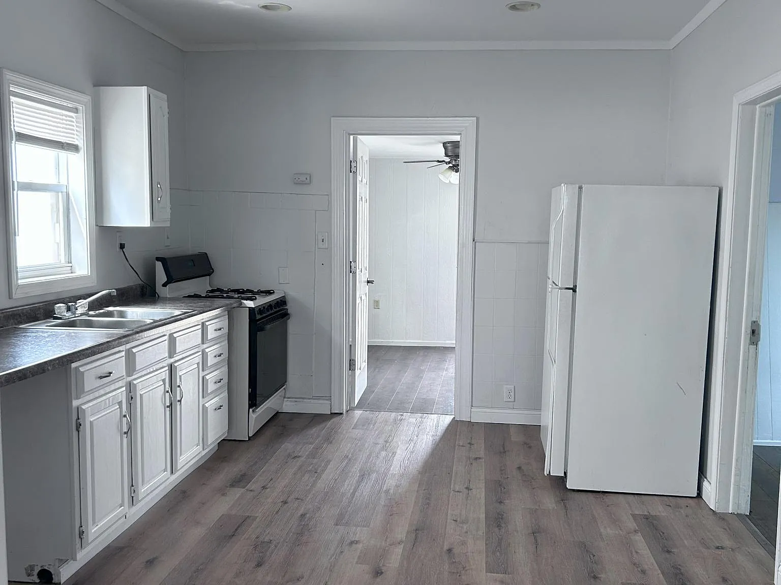 2 bed, 850 sqft, $1,250 — Photo 4