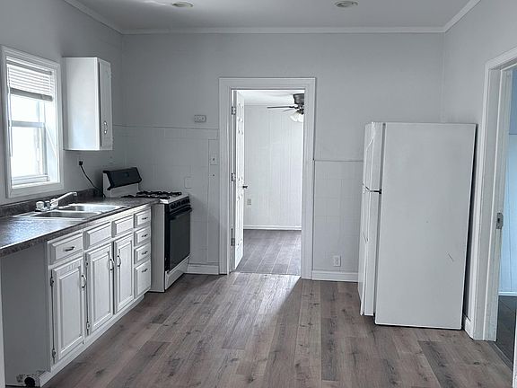 4th image of 3730 Ivy St #1