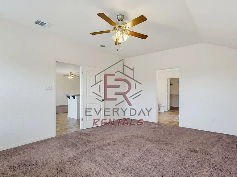 6705 Black Springs Dr — Photo 9