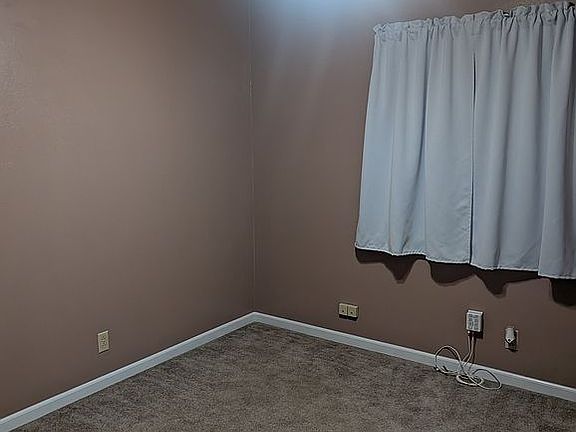 5th image of 315 Avenue E