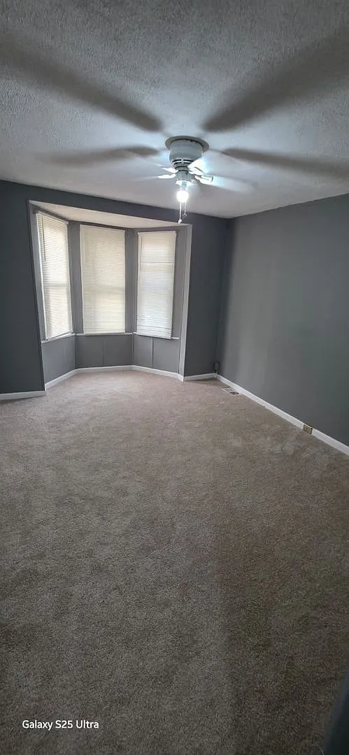 Beautifully Remodeled Home - Baltimore — Photo 3