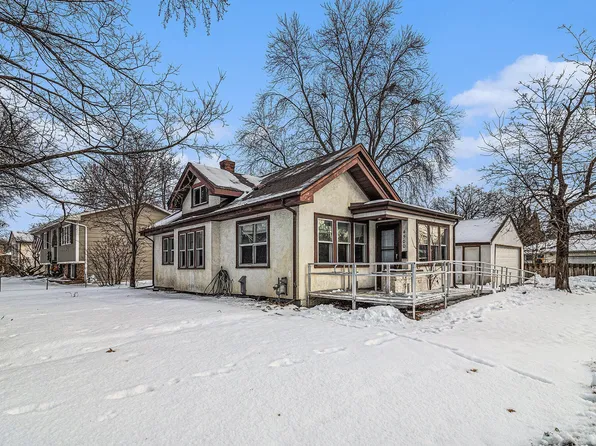 4500 Ewing Ave N, Robbinsdale, MN 55422