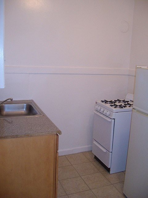 2nd image of 1670 Market St APT 23