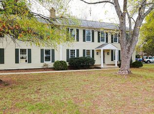 10153 Yorktown Way, Great Falls, VA