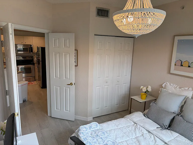 1803 N Flagler Dr #310 — Photo 12
