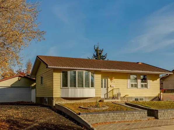 440 S Lynnover Way SE, Calgary, AB T2C 1L1