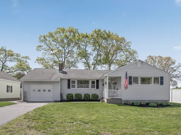 28 Harrison Ave, North Easton, MA 02356