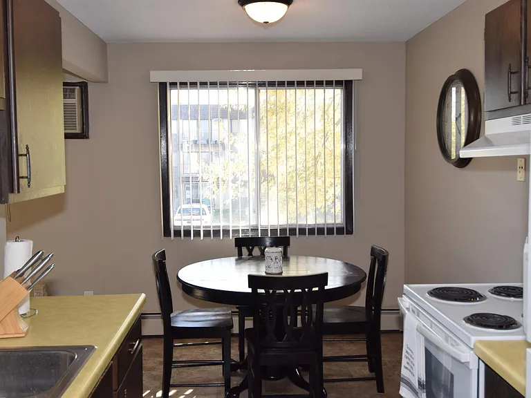 480 Fern St #302 — Photo 19