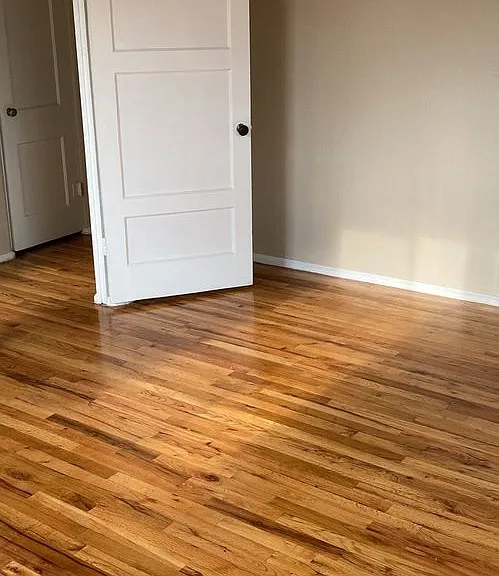 601 E Main St — Photo 12