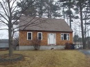 8 Trombly Ter, Nashua, NH 03062