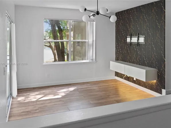 1725 Palm Cove Blvd #2205, Delray Beach, FL 33445