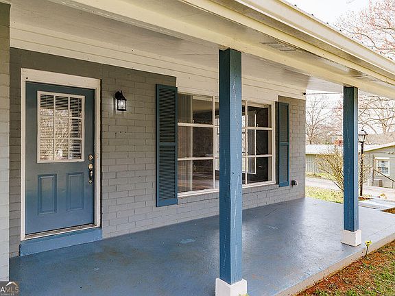 4th image of 137 Duke St