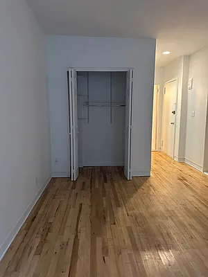 Rented by Sandra Greer Real Estate | media 16