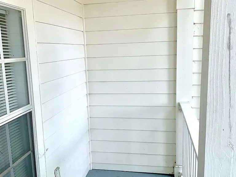411 Water St — Photo 9