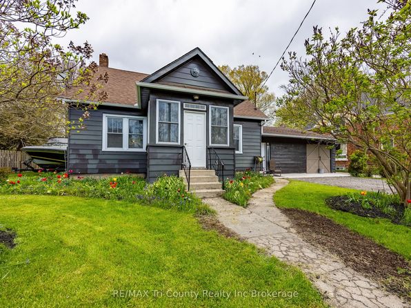 33 Wellington St, Bayham, ON N0J 1T0