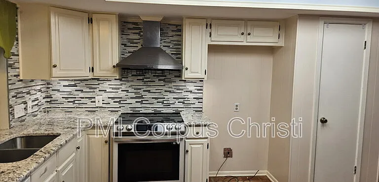 5030 Merganser Dr — Photo 11