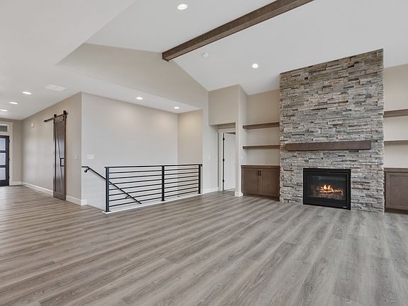 7th image of this home