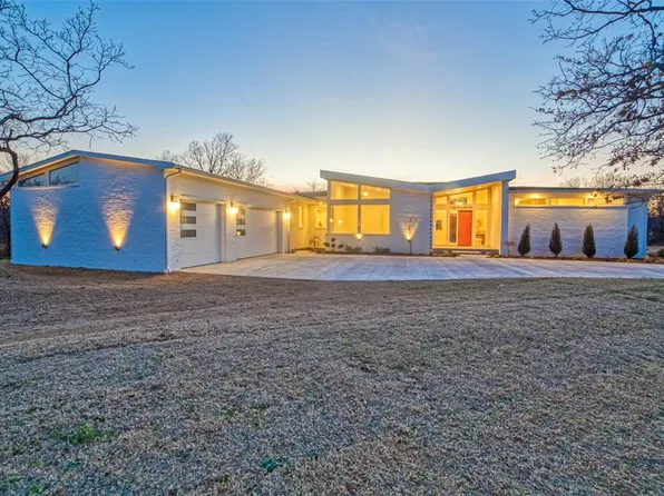 12301 Thelmas Way, Edmond, OK 73013