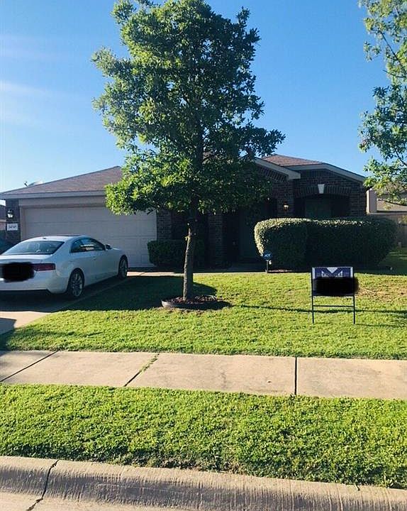 1st image of 14745 Forest Hollow Dr