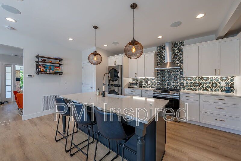 1st image of 1100 Langford St
