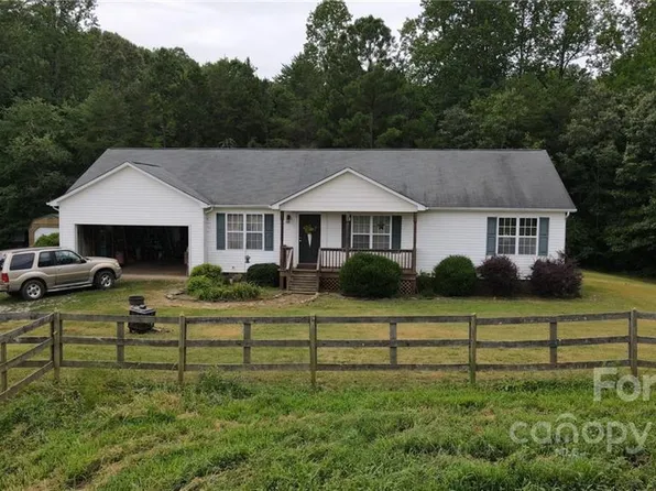 5635 King Wilkinson Rd, Denver, NC 28037