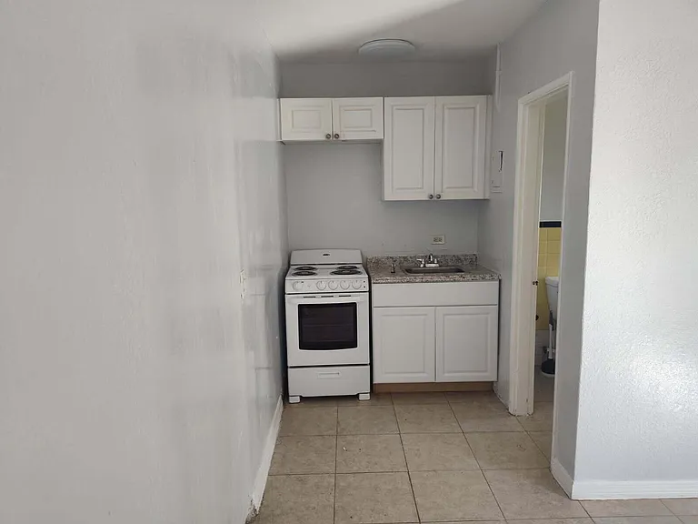 3300 Broadway #15 — Photo 5