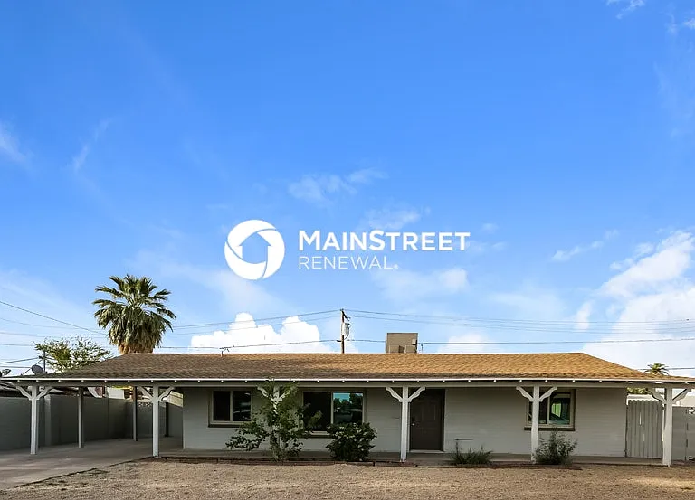 3427 W Montecito Ave — Photo 1