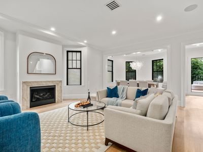 24 Littell Rd #24, Brookline, MA, 02446