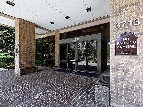 3rd image of 3713 S George Mason Dr APT 1304W