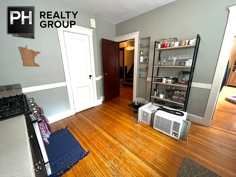 330 School St #1 — Photo 12