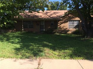 2537 Cantrell St, Irving, TX 75062