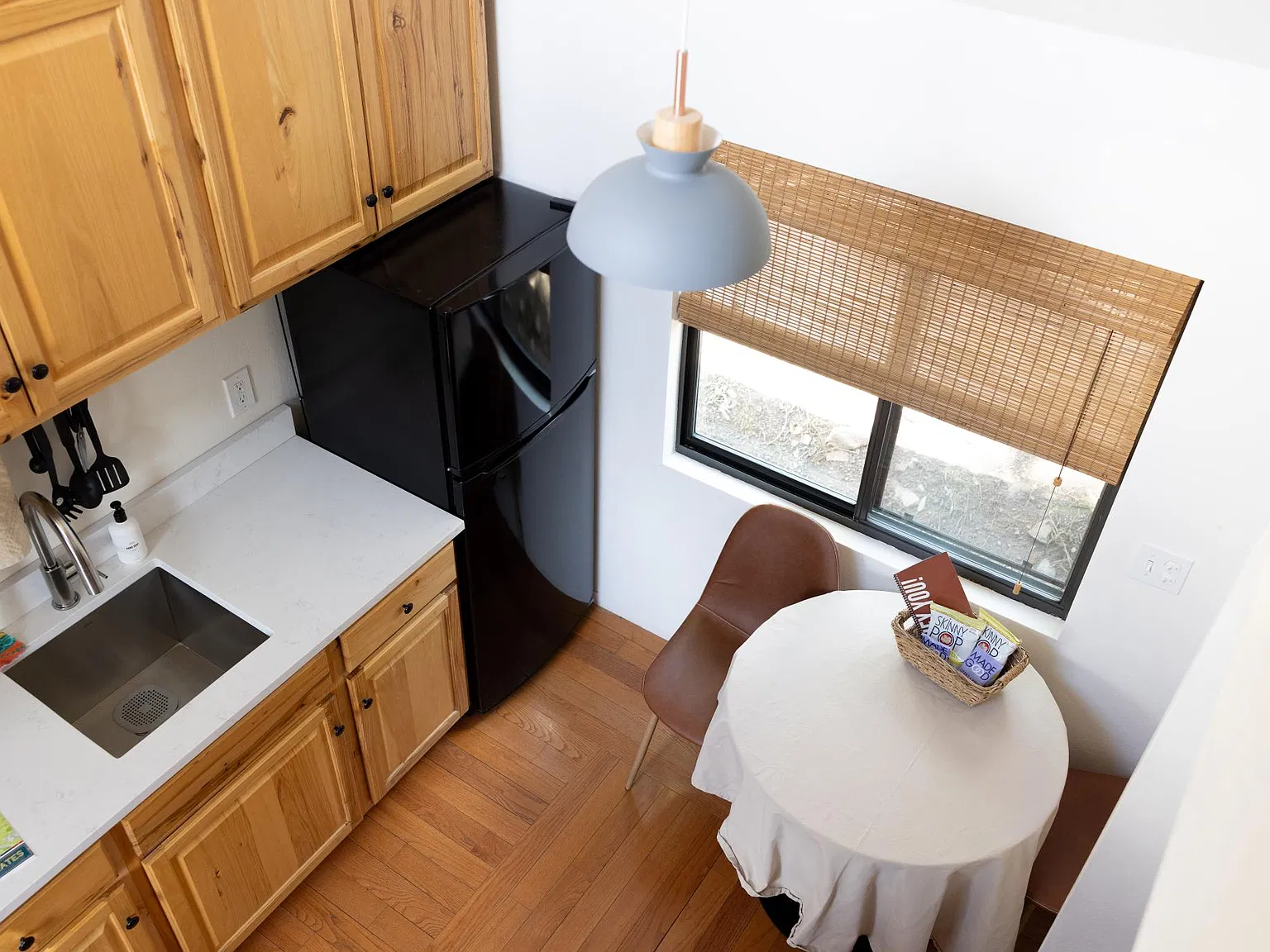 Studio, 280 sqft, $1,300 — Photo 2