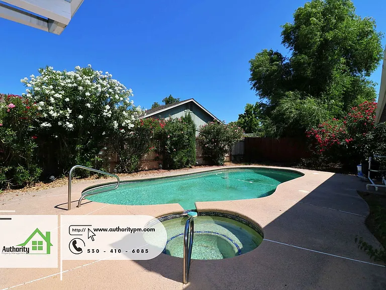 1729 Marigold Way — Photo 24