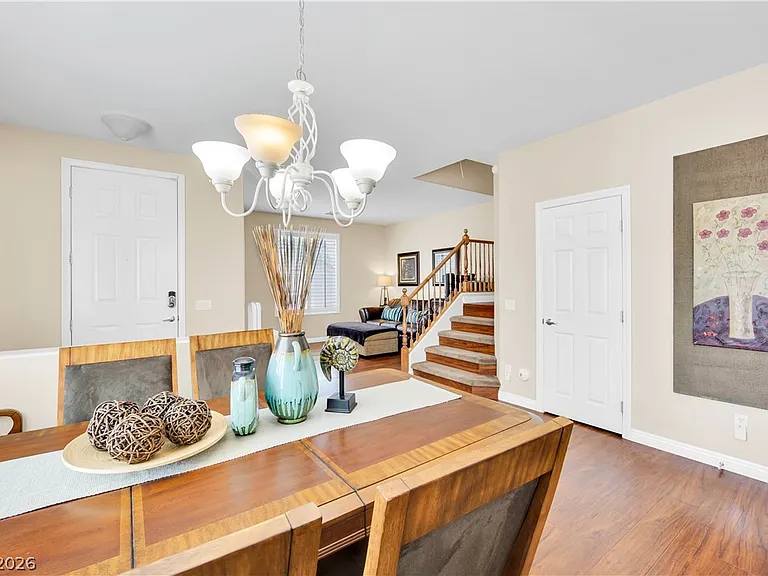 668 Sunrise Lake Pl — Photo 8