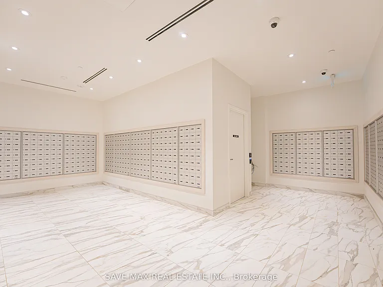 448 Burnhamthorpe Rd W #6701 — Photo 22