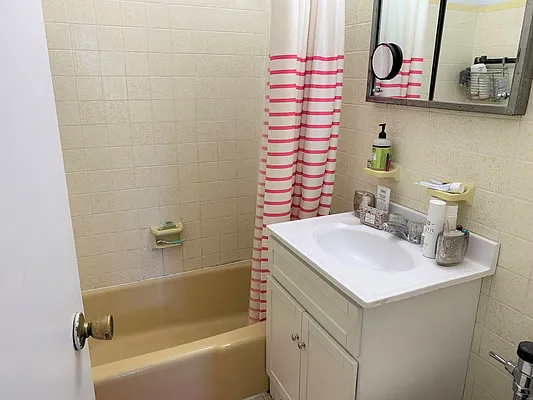 Rented by Joe Gotham LTD | media 6