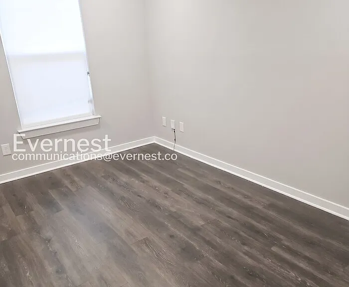 302 Jeffries Way — Photo 11