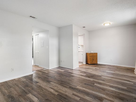 3rd image of 1283 Pierce St APT 4