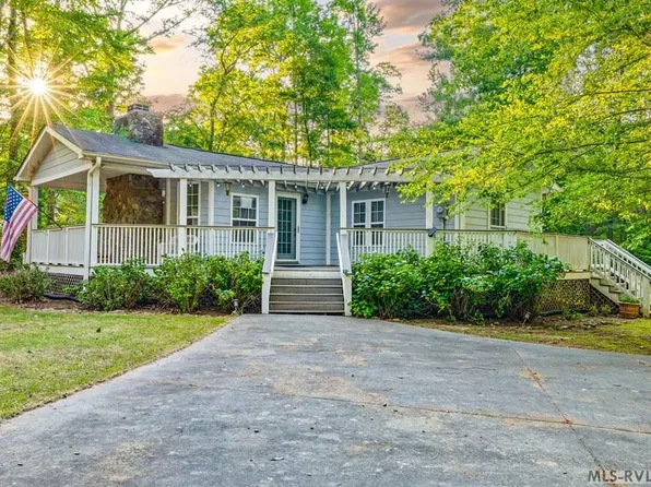 199 N Holiday Dr, Macon, NC 27551