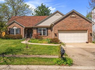 2945 Summerfield Dr, Lexington, KY