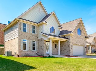 8777 Park Hill Ct, Hickory Hills, IL