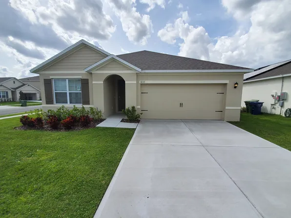 3233 Country Walk Club Cir, Winter Haven, FL 33881