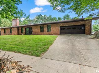 2320 S Park Ave, Springfield, IL 62704