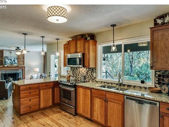 4th image of 6419 NE 228th Ave