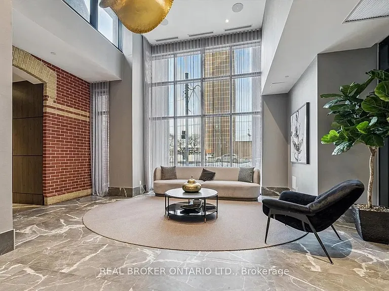 286 Main St #2602 — Photo 5