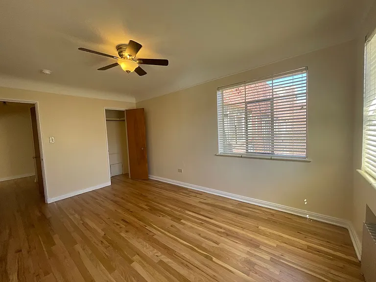 Goldsborough Apartments — Photo 28