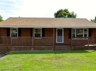 1722 Pomeroy Rd, Salem, VA 24153